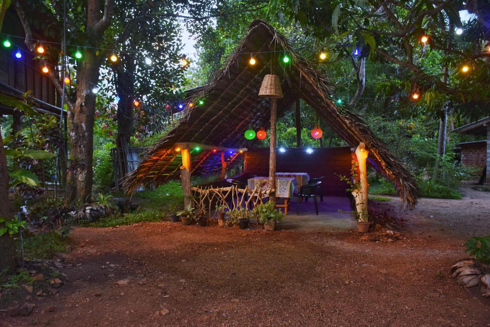 Appartamento Akash Treehouse Sigiriya Esterno foto